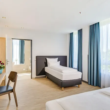 Hotel-etage Apfelrot Managed By Apfelbaum Otel Erding