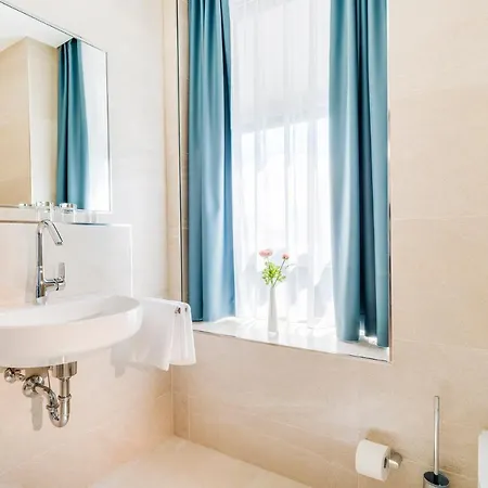 Otel Hotel-etage Apfelrot Managed By Apfelbaum Erding