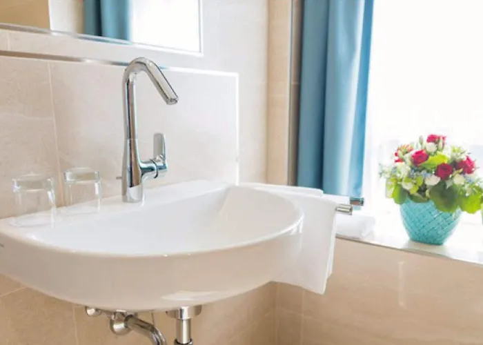 Отель Hotel-etage Apfelrot Managed By Apfelbaum Эрдинг