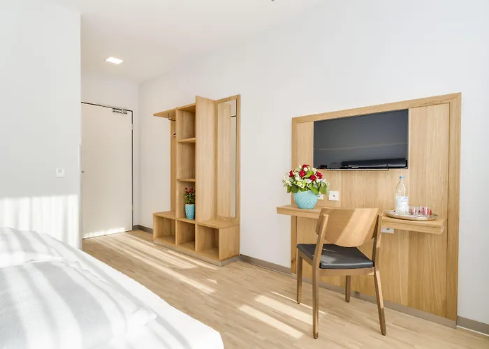 Отель Hotel-etage Apfelrot Managed By Apfelbaum